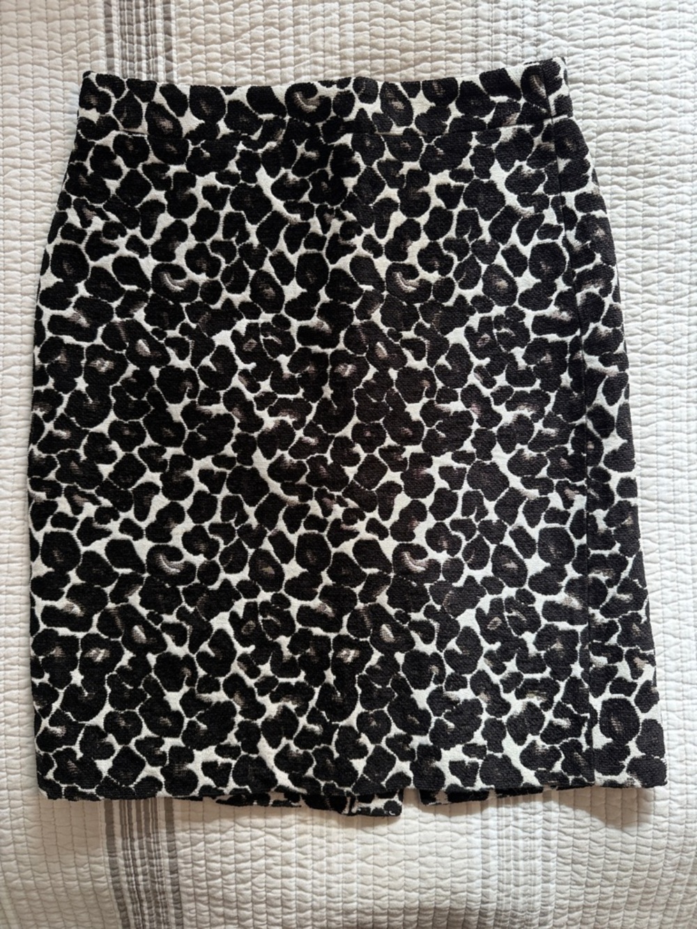 JCrew Leopard Print Pencil Skirt in Black and White 00